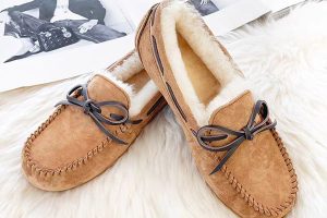 Women’s Leather Wool Lightweight Loafer Snow Boots