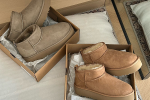 Women’s Short Thick Sole Wool Snow Boots
